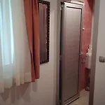לינה וארוחת בוקר Quo Vadis